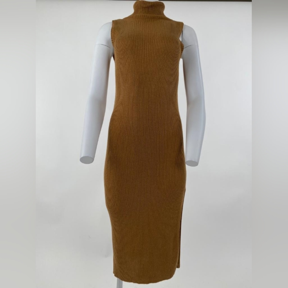 Sadie & Sage Ribbed Turtleneck Dress Size S